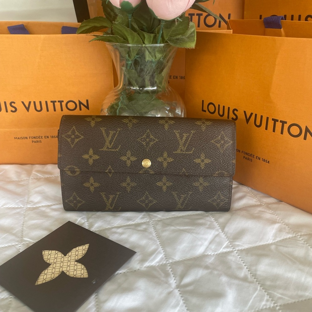 Louis Vuitton Sarah long wallet🩷🩷🩷🩷🖤🖤🖤🖤